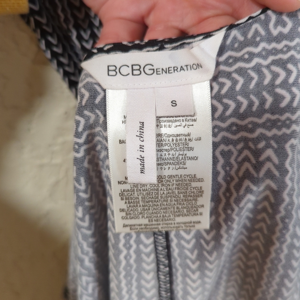 Bcbgeneration Black And White Pattern Maxi Dress … - image 2